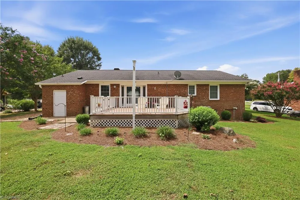 3986 Welcome Arcadia Road Lexington, NC 27295