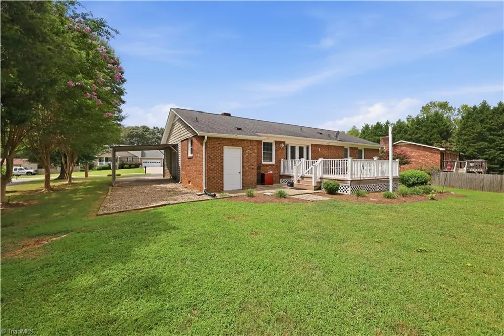 3986 Welcome Arcadia Road Lexington, NC 27295