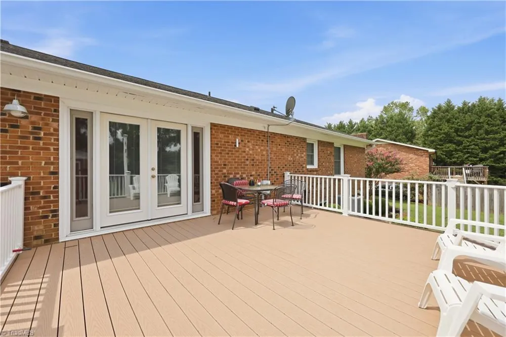 3986 Welcome Arcadia Road Lexington, NC 27295