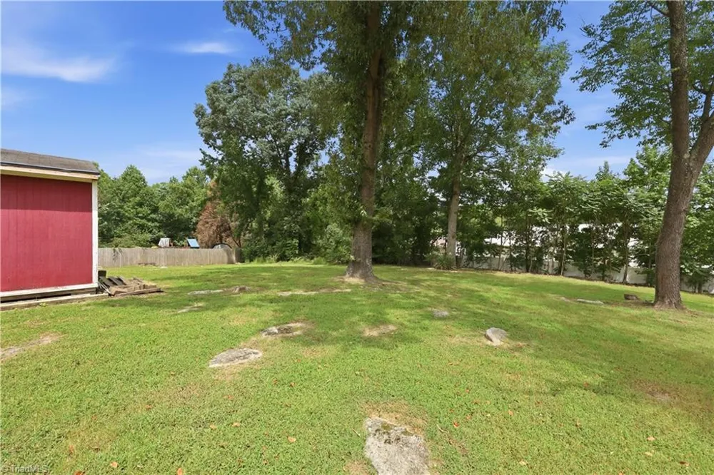 3986 Welcome Arcadia Road Lexington, NC 27295