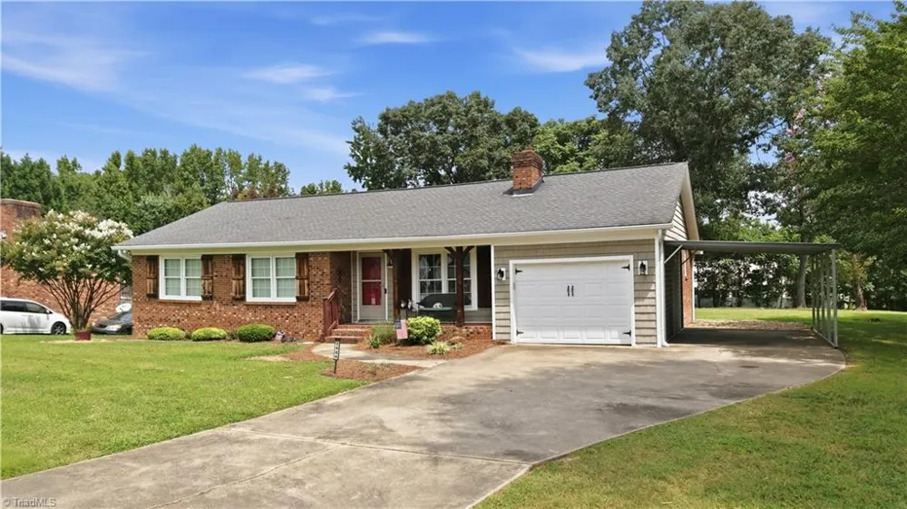 3986 Welcome Arcadia Road Lexington, NC 27295