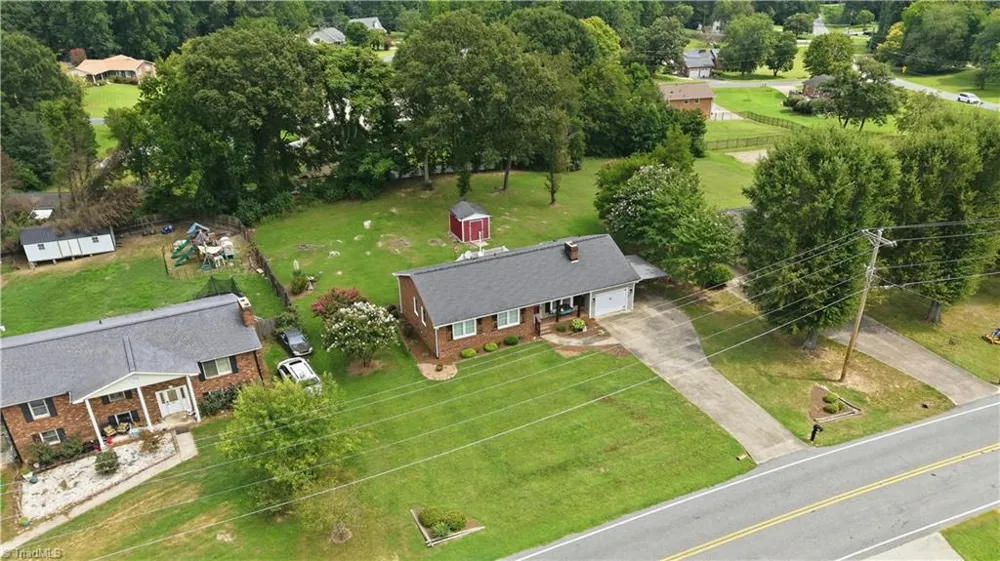 3986 Welcome Arcadia Road Lexington, NC 27295