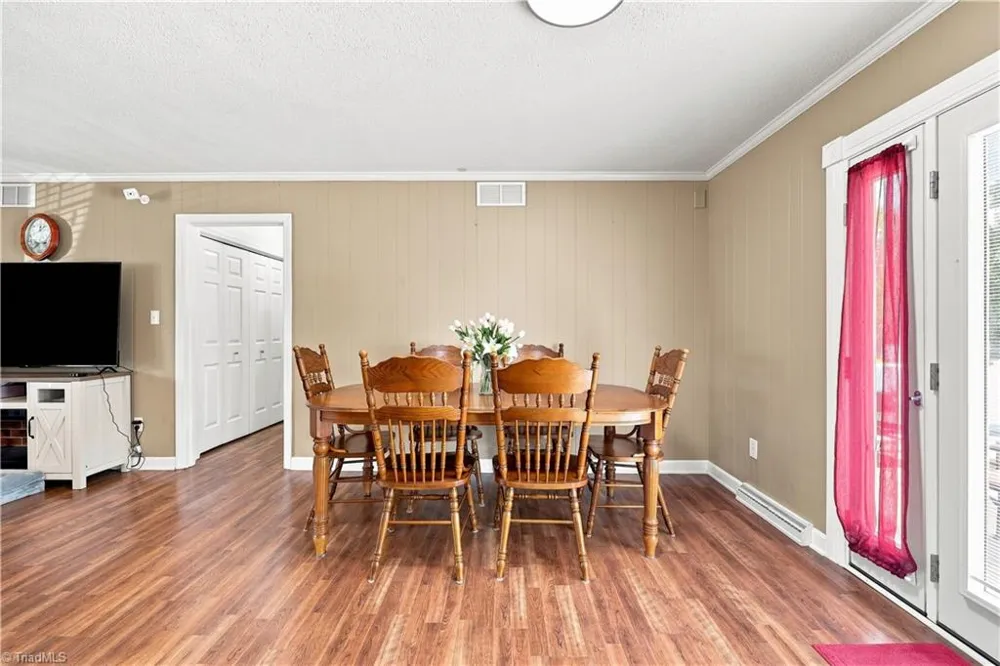 3986 Welcome Arcadia Road Lexington, NC 27295