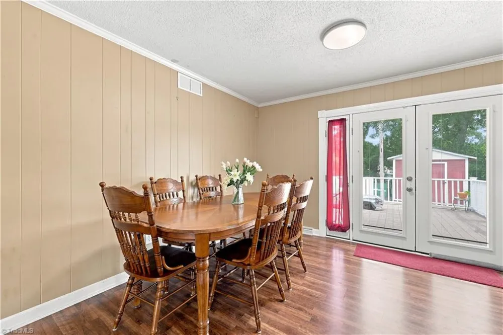 3986 Welcome Arcadia Road Lexington, NC 27295