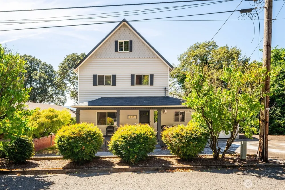 285 2nd Street Kalama, WA 98625