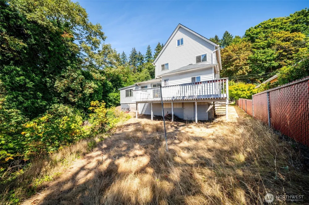 285 2nd Street Kalama, WA 98625