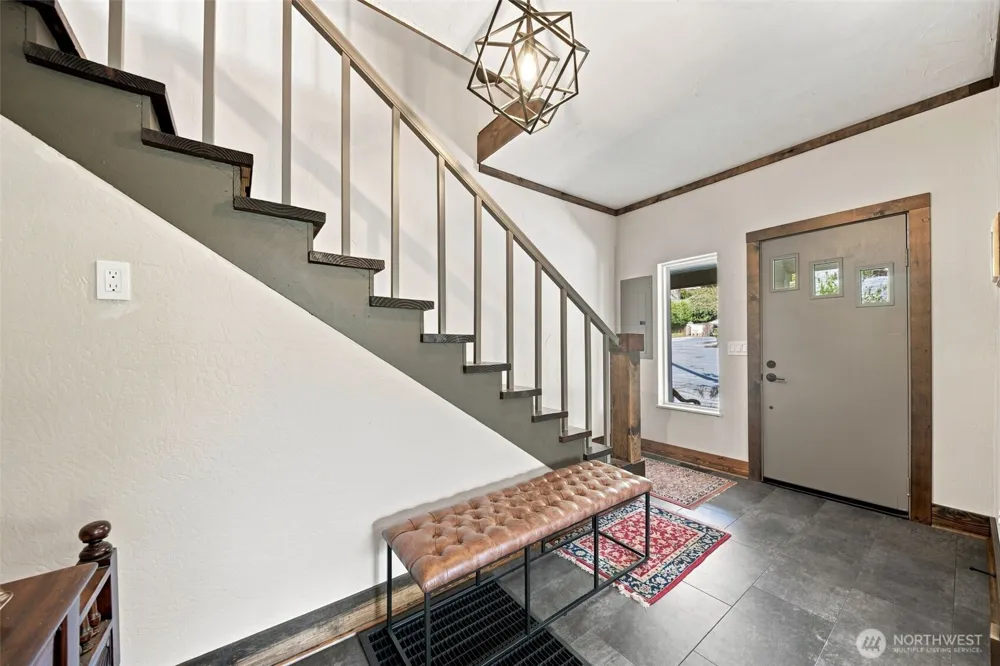285 2nd Street Kalama, WA 98625