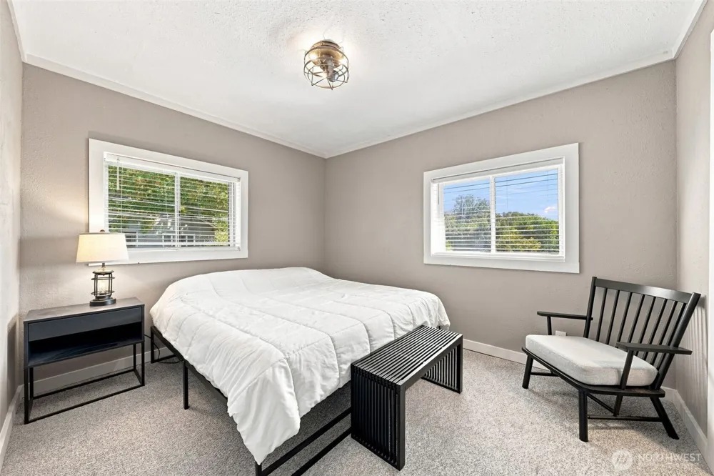 285 2nd Street Kalama, WA 98625