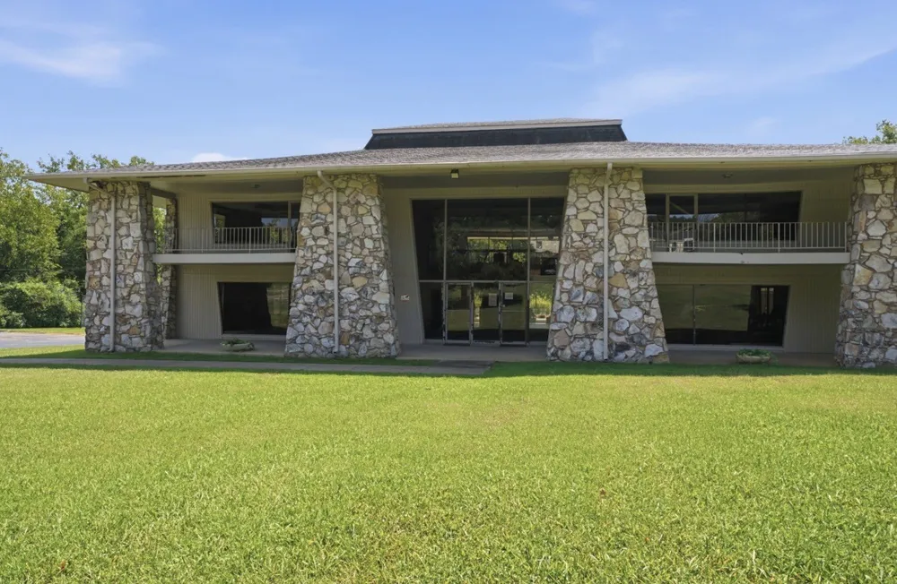 258 Lake Chateau Dr Hermitage, TN 37076