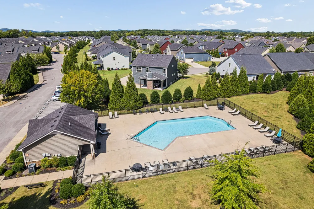 4416 Sunday Silence Way Murfreesboro, TN 37128