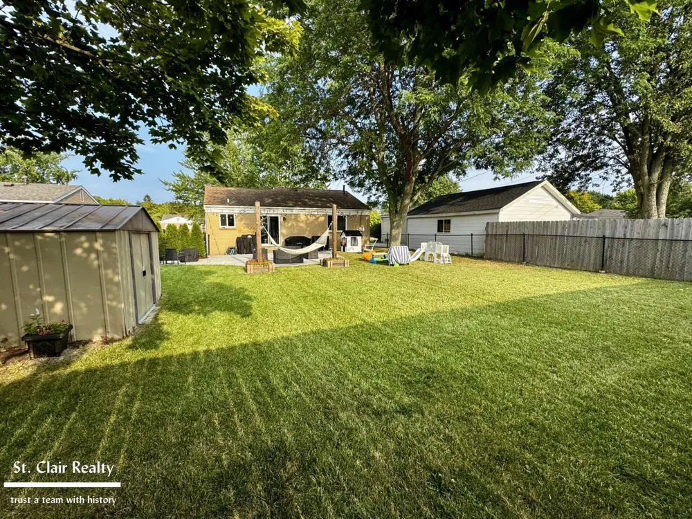 630 Georgia Street Marysville City, MI 48040