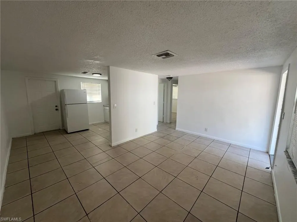 286 Lowell Avenue #286 North Fort Myers, FL 33917