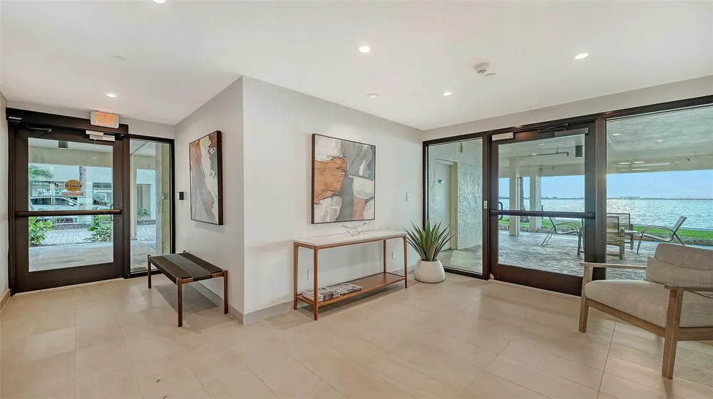 101 SUNSET DRIVE #103 Sarasota, FL 34236