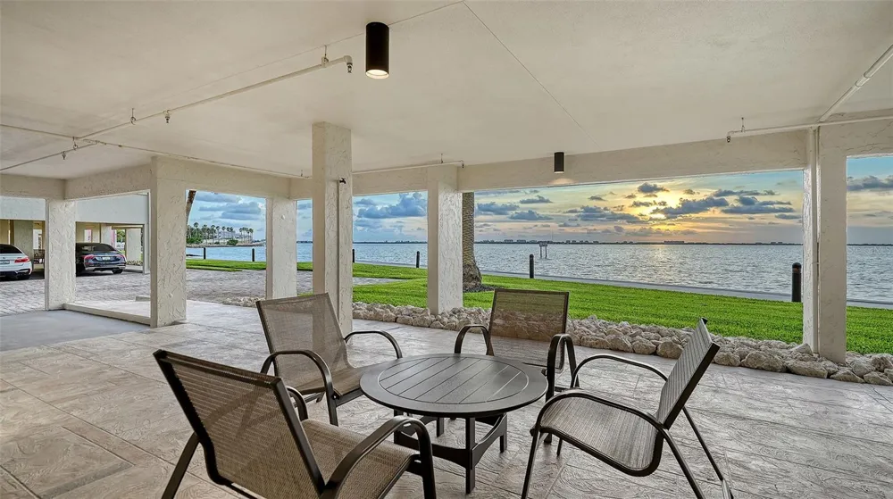 101 SUNSET DRIVE #103 Sarasota, FL 34236