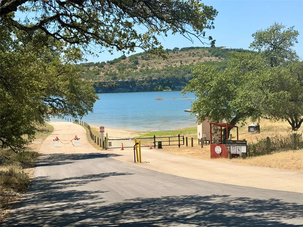 21500 Falcon Lane Lago Vista, TX 78645
