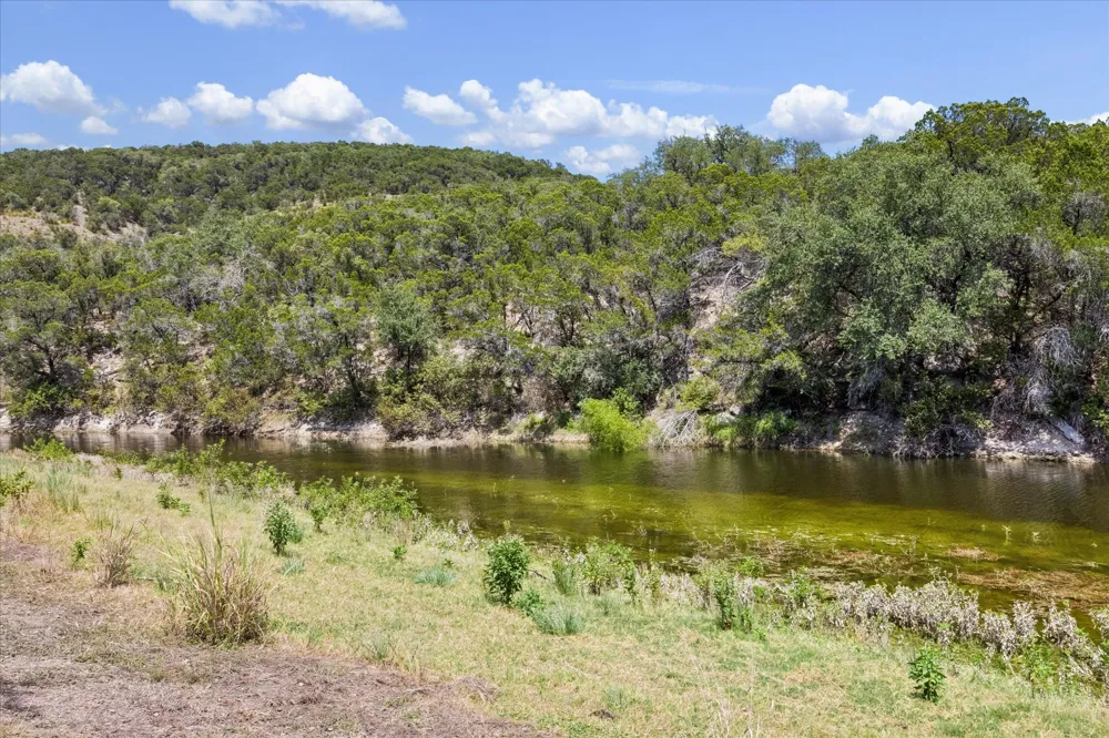 1920 The Low Road San Marcos, TX 78666