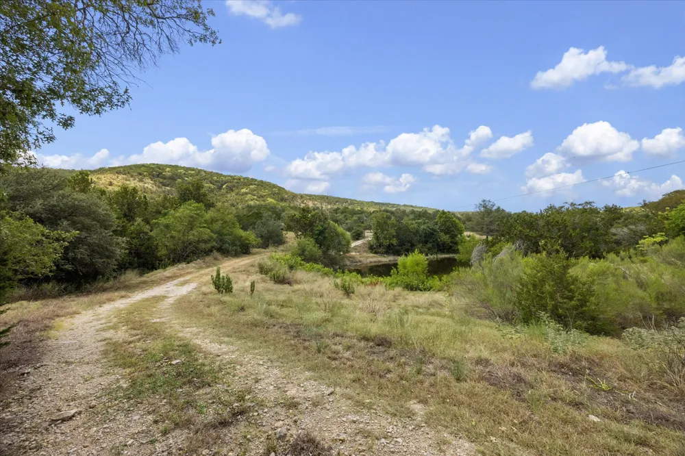 1920 The Low Road San Marcos, TX 78666