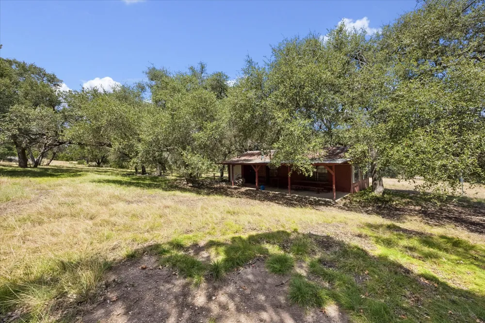 1920 The Low Road San Marcos, TX 78666
