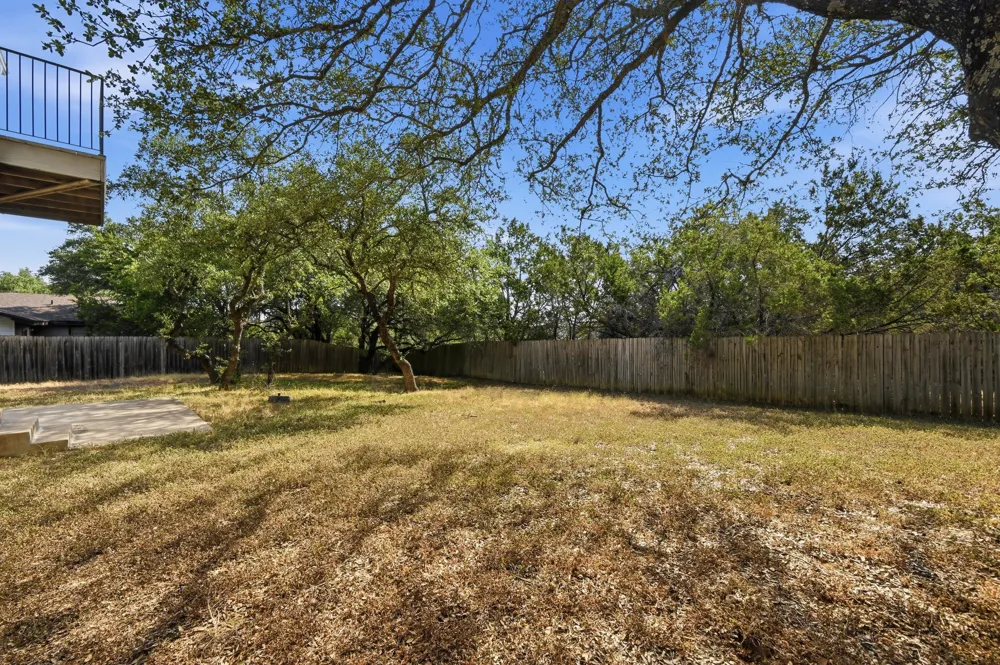 22407 Briarcliff Drive Spicewood, TX 78669