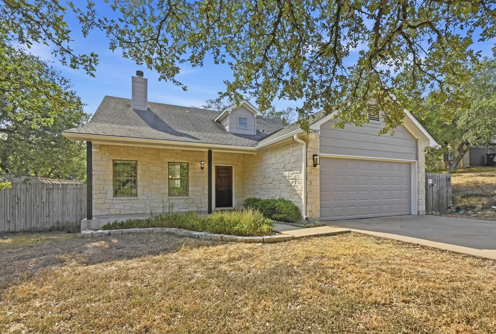 22407 Briarcliff Drive Spicewood, TX 78669
