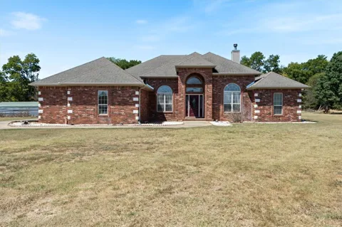 14143 Wedington Blacktop  (County 33) Road