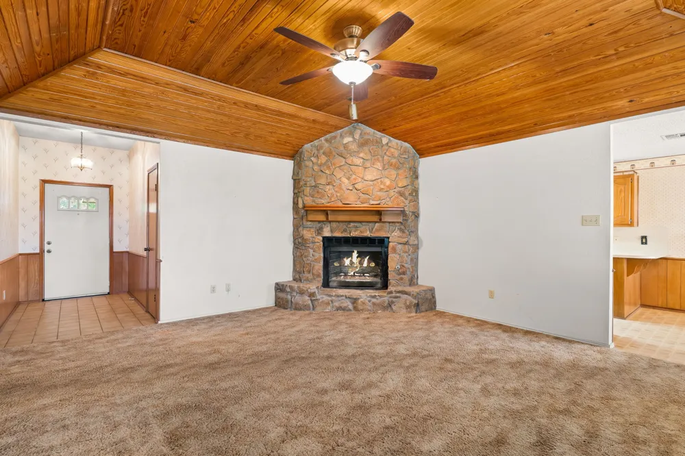 502 Celeste Drive Robinson, TX 76706