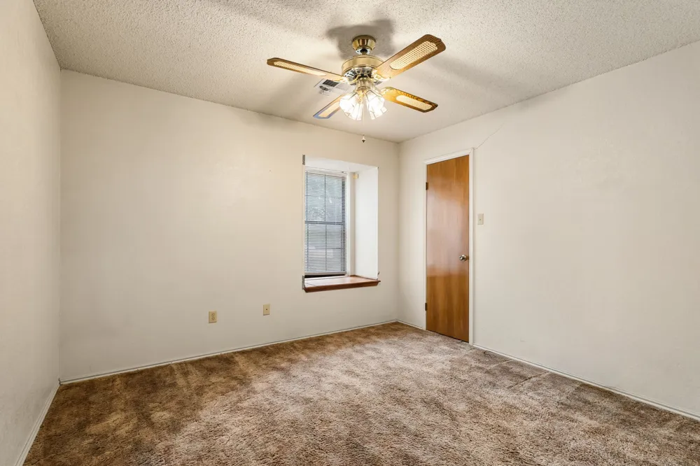 502 Celeste Drive Robinson, TX 76706