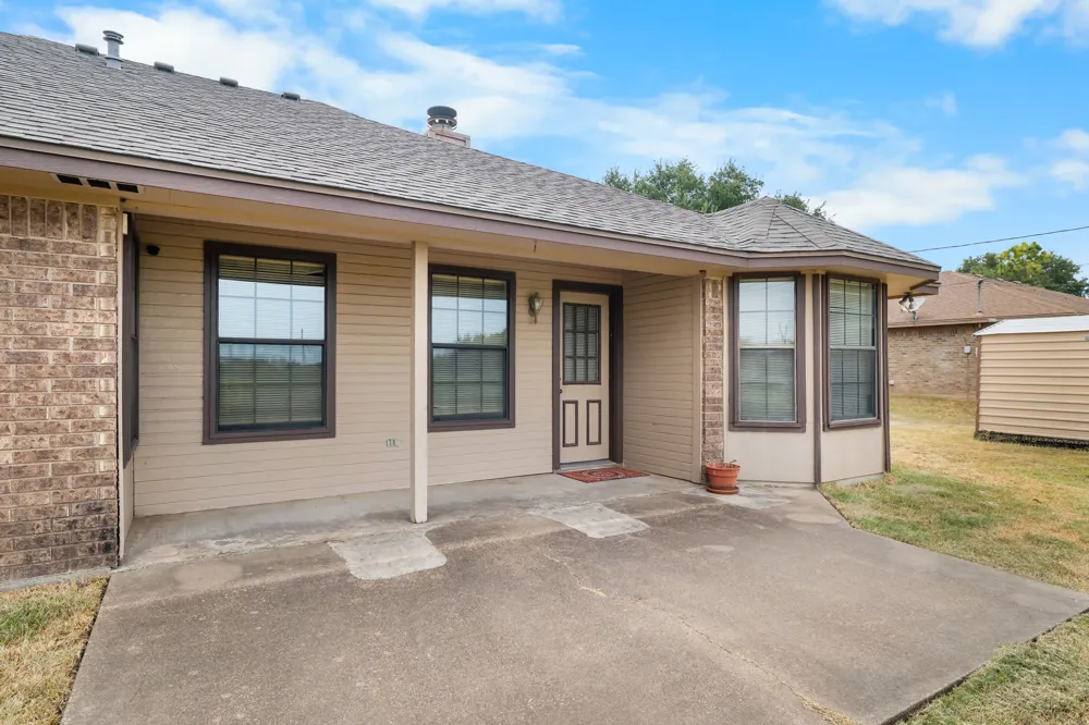 502 Celeste Drive Robinson, TX 76706