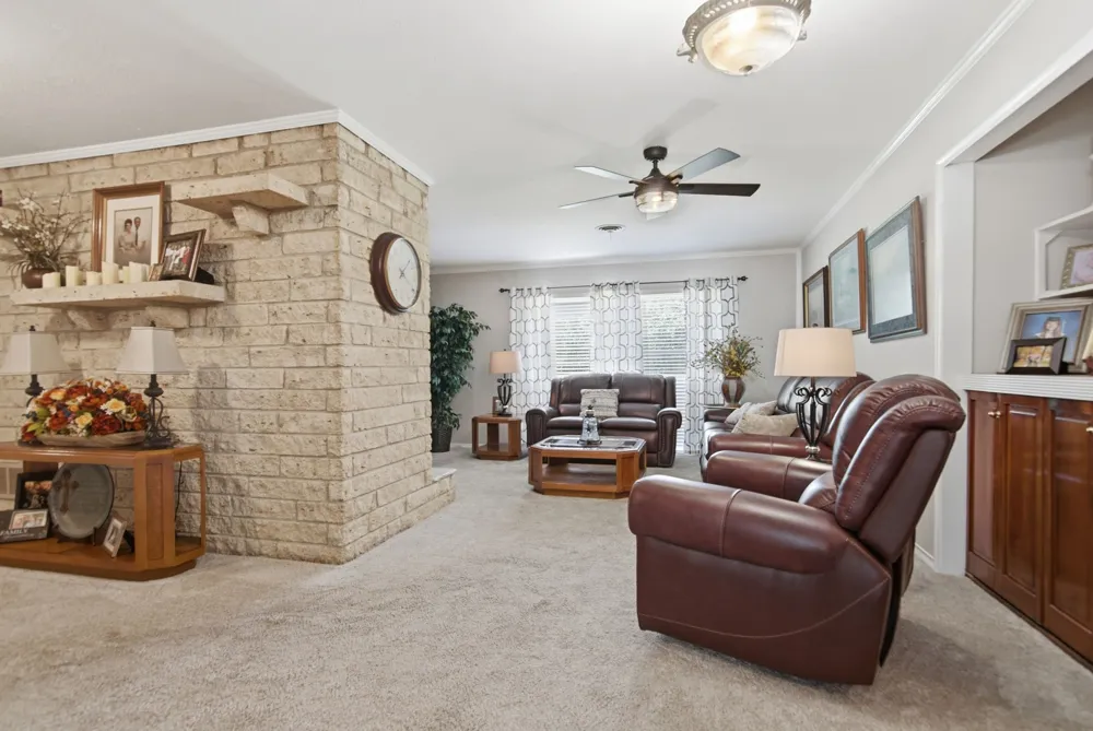 4100 Big Bend Trail Lake Worth, TX 76135