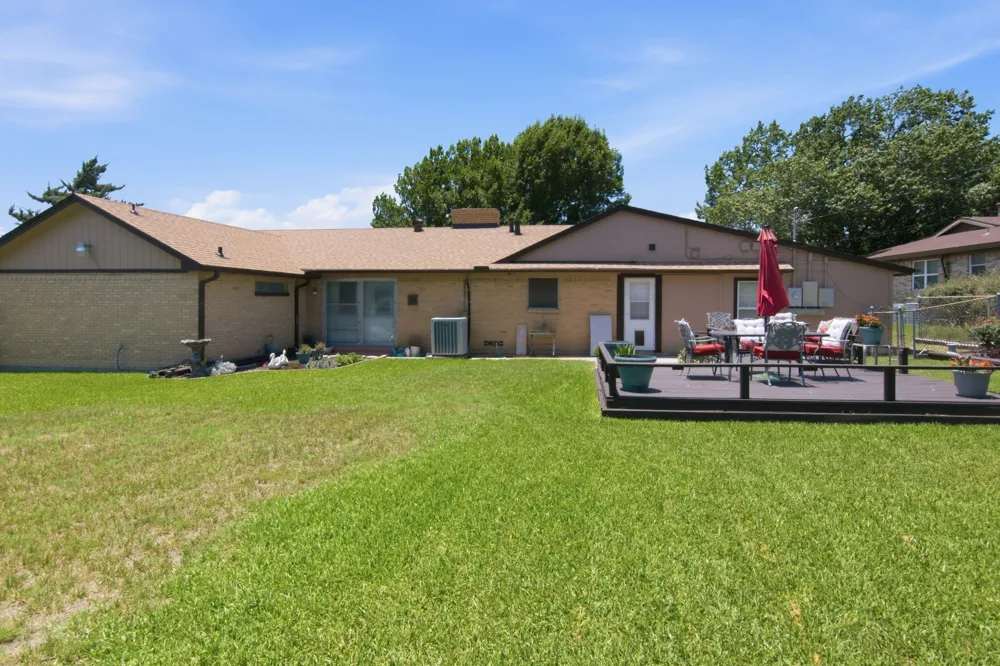 4100 Big Bend Trail Lake Worth, TX 76135