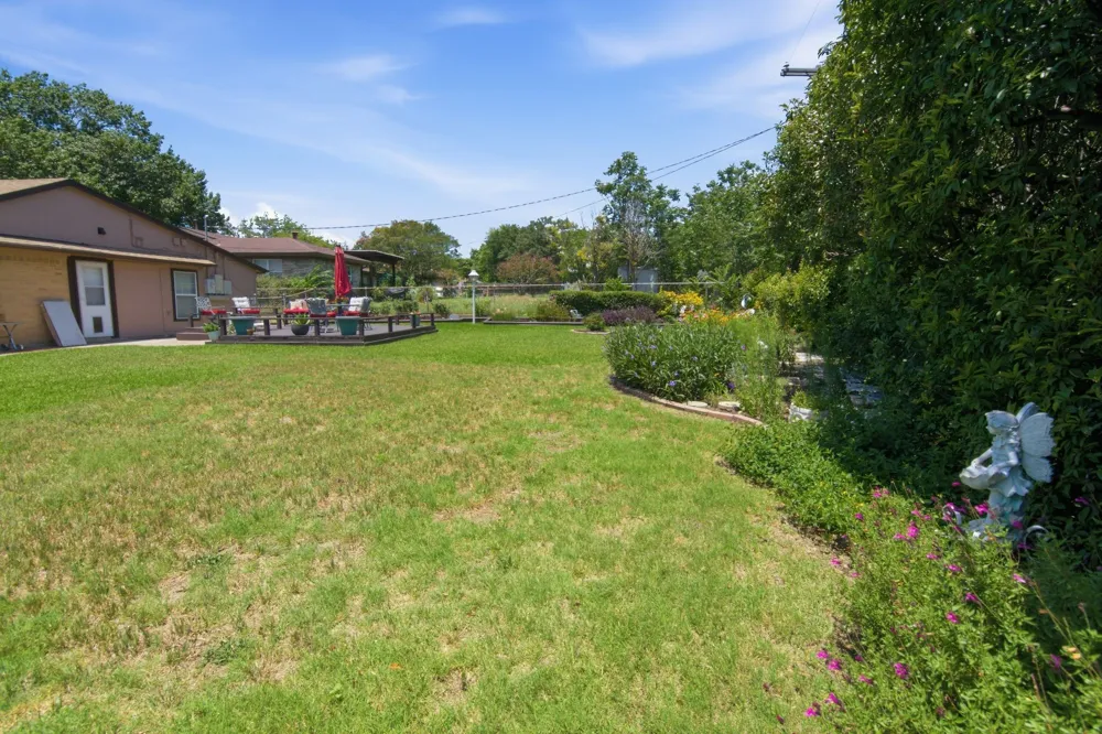 4100 Big Bend Trail Lake Worth, TX 76135