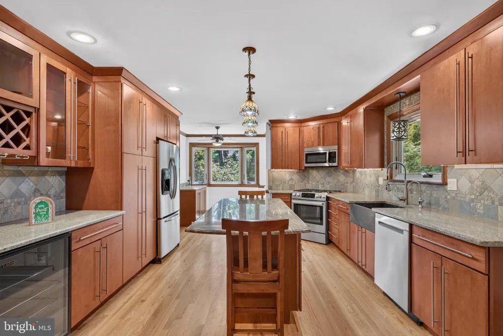 427 UPPER PIKE CREEK ROAD Newark, DE 19711