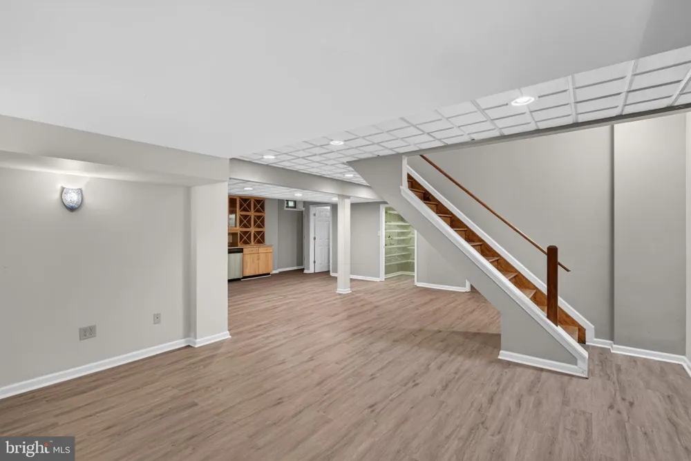 427 UPPER PIKE CREEK ROAD Newark, DE 19711