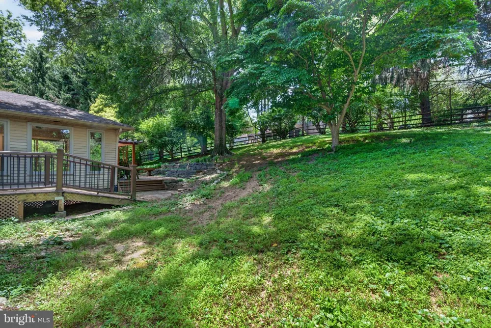 427 UPPER PIKE CREEK ROAD Newark, DE 19711