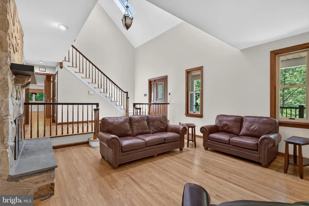 427 UPPER PIKE CREEK ROAD Newark, DE 19711