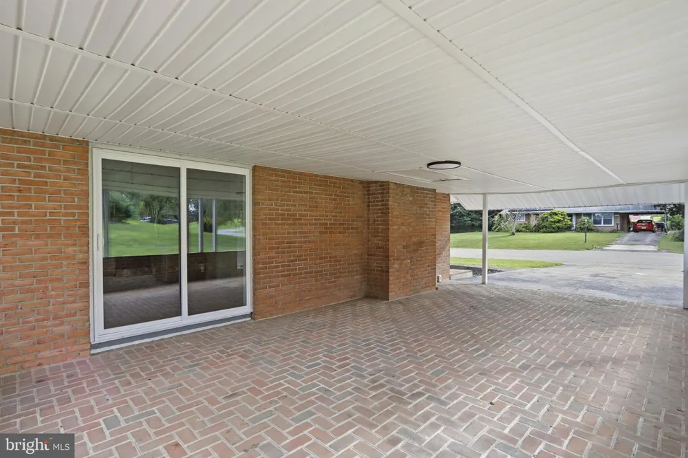 11524 GREENBERRY Hagerstown, MD 21740