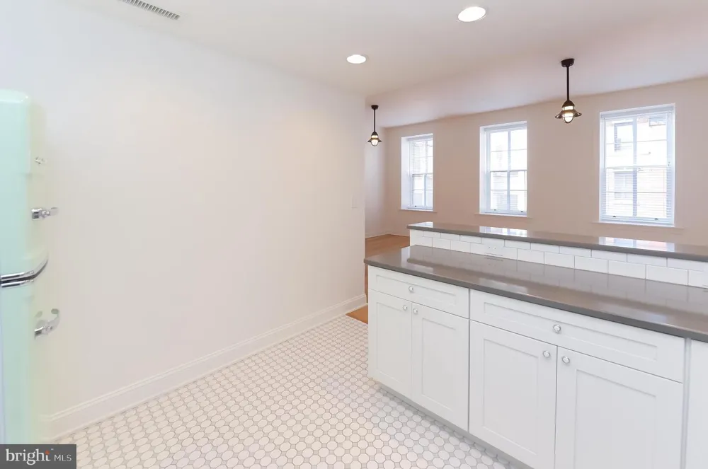 1518 SPRUCE STREET #4A Philadelphia, PA 19102