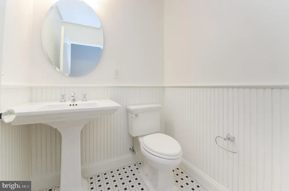 1518 SPRUCE STREET #4A Philadelphia, PA 19102