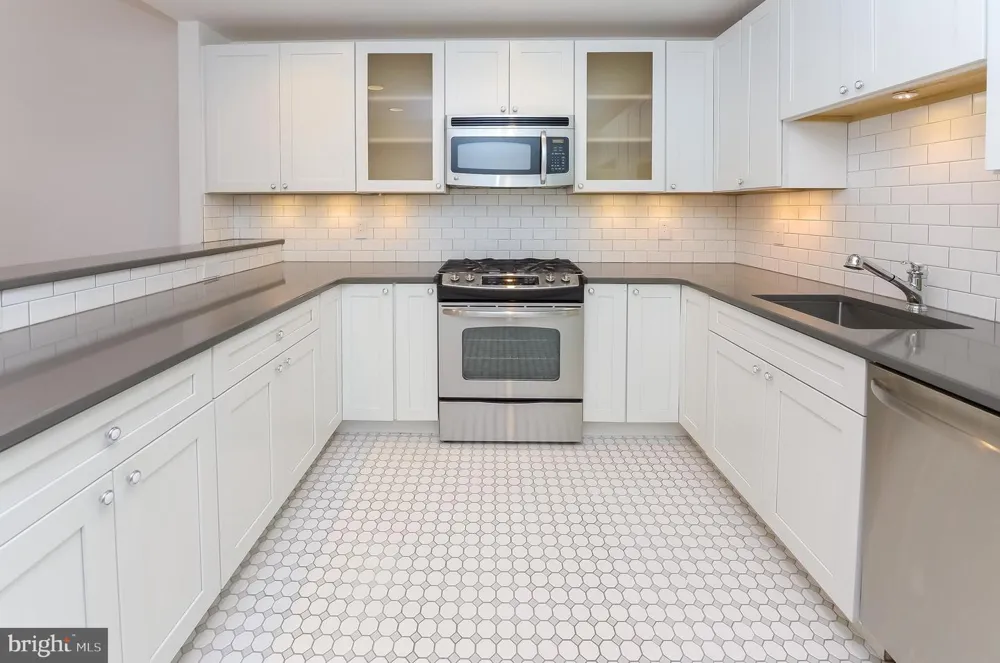 1518 SPRUCE STREET #4A Philadelphia, PA 19102