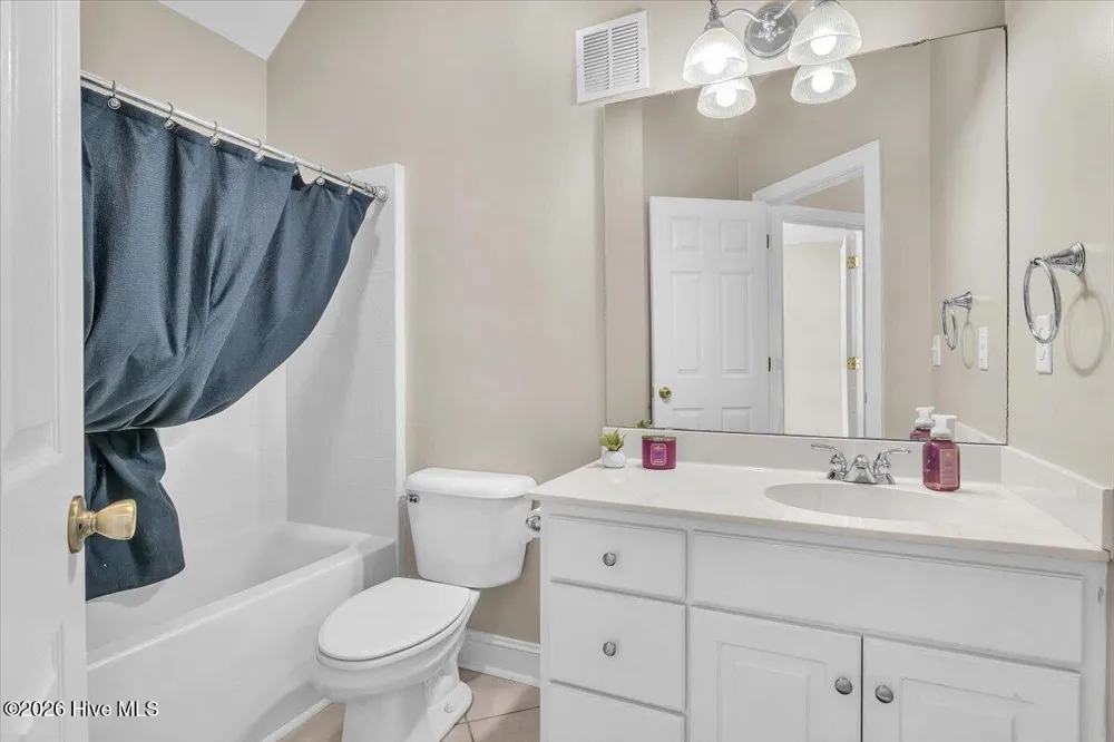 38 Castle Bay Drive Hampstead, NC 28443
