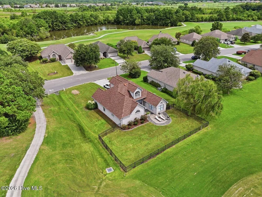 38 Castle Bay Drive Hampstead, NC 28443