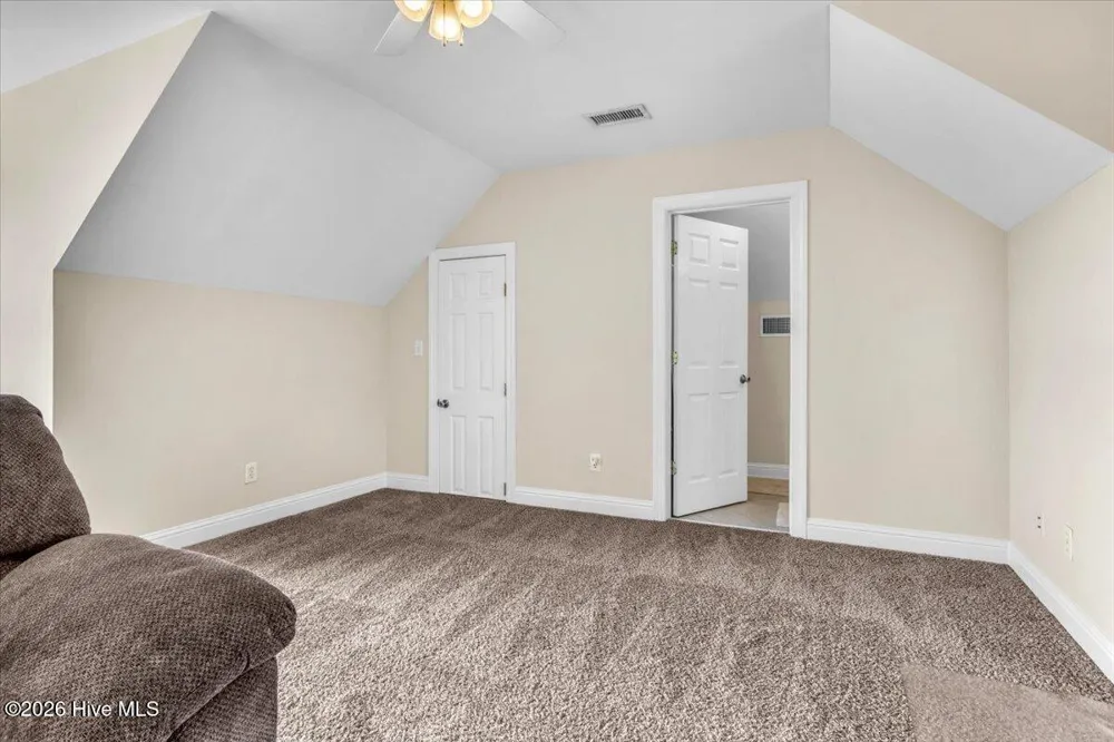38 Castle Bay Drive Hampstead, NC 28443