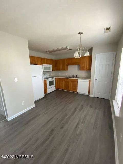 108 Pete Jones Drive #Unit 4 Richlands, NC 28574