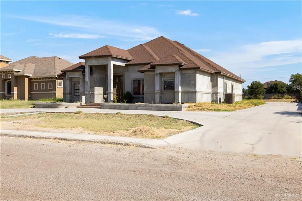 138 Meadow Loop Rio Grande City, TX 78582
