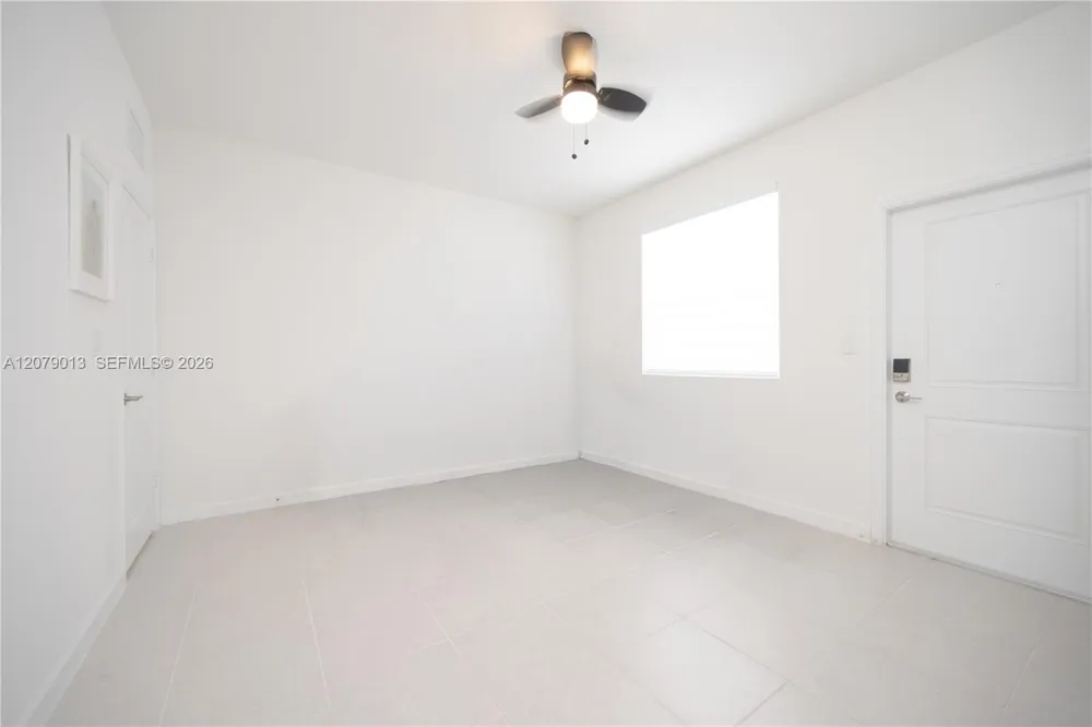 13609 SW 185th Ln Miami, FL 33177