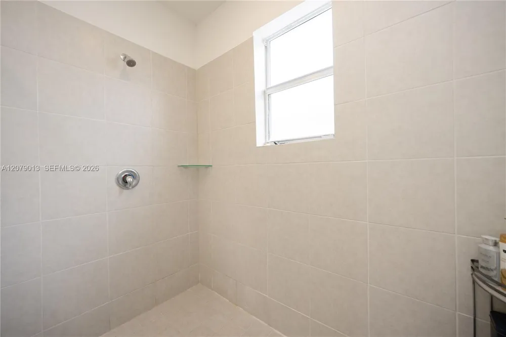 13609 SW 185th Ln Miami, FL 33177