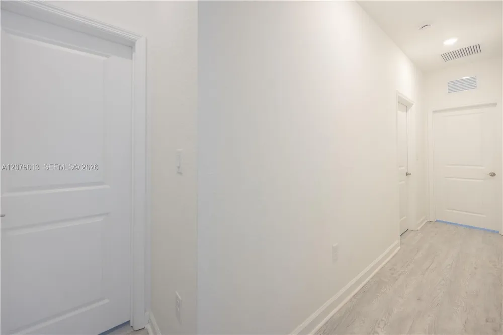 13609 SW 185th Ln Miami, FL 33177