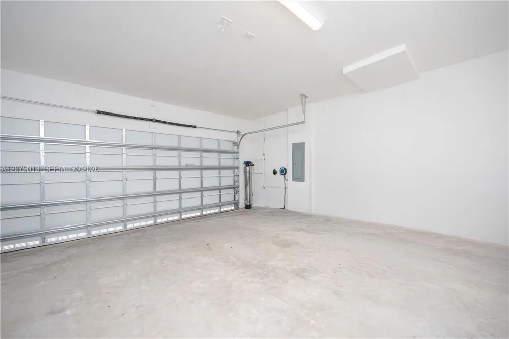 13609 SW 185th Ln Miami, FL 33177
