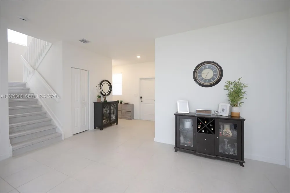 13609 SW 185th Ln Miami, FL 33177