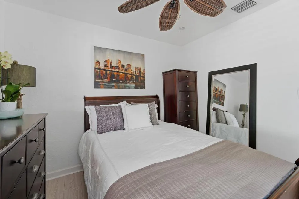 8074 MURANO CIRCLE Palm Beach Gardens, FL 33418